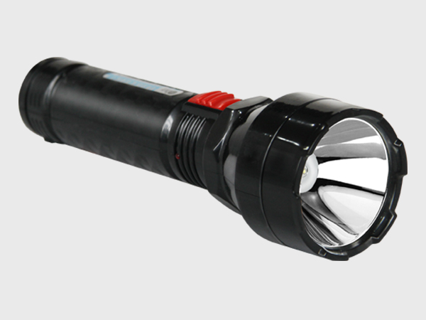 LED充電手電筒生產專家進軍電子商務